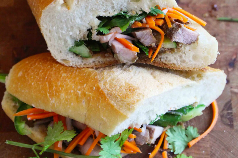 Recipe: Bánh mì thịt nướng (Vietnamese sandwich with grilled pork chop)