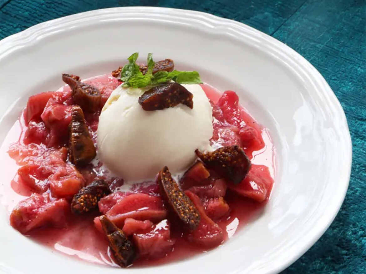Recipe: Rhubarb Soup with Ice Cream and Figs