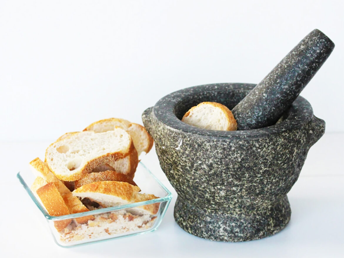 How to make breadcrumbs?