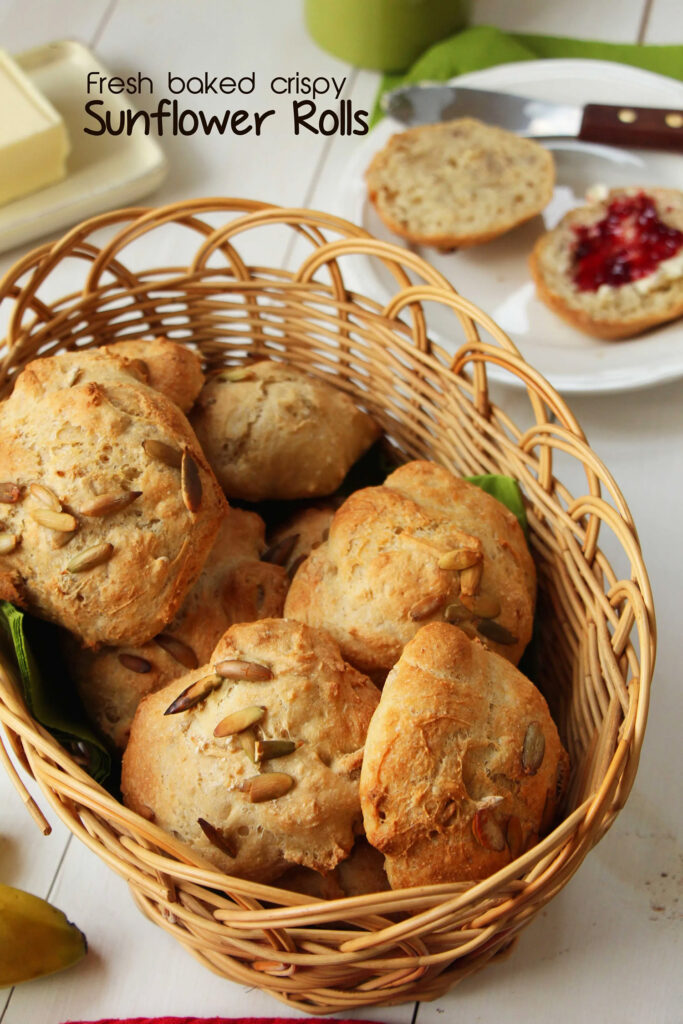 Recipe: Crispy sunflower rolls